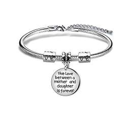 Mutter-Tochter-Armband, Anhänger mit Aufschrift "The Love Between Mother and Daughter Is Forever" ("Die Liebe zwischen Mutter und Tochter ist für immer") von AGR8T