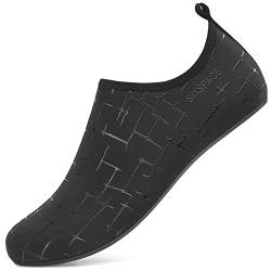 AGSOFT Badeschuhe Schwimmschuhe Wassersportschuhe Atmungsaktiv Schnell Trocknend Strandschuhe rutschfeste Leichte Surfschuhe Aquaschuhe für Damen Herren Schwarz(46 EU) von AGSOFT