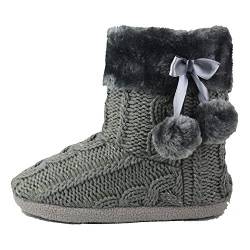 Hausschuhe Damen Pantoffeln Stiefel Schuhe mit weichen Pom Poms Slippers Airee Fairee, Gr. EU 40-41/Large, Grau von AIREE FAIREE