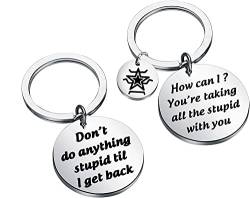 Lustiger America Buckky Freundschafts-Schlüsselanhänger mit Aufschrift "Don't do anything Stupid til I get Back", inspirierendes Geschenk für BFF, 3.0, Alle, Strass von AKTAP