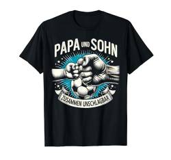 Papa und Sohn Fußball Fussball Spielen Ball Vater Vatertag T-Shirt von ARTIPALATI