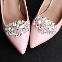 AUKUU Schuhanstecker Gegenüberliegendes Gegenüberliegendes Geschlecht Glas Strass, Brautschuh Schnalle vielseitige Hochzeitskleid Schuh Blume von AUKUU