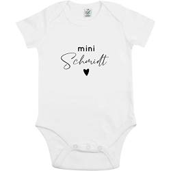 AWASG Baby Body mit Name | Mini 'Nachname' mit Herz | Personalisiertes Geschenk Geburt Neugeborene Kurzarm Mädchen Jungen | Individueller Babybody (weiß) 3-6 Monate von AWASG