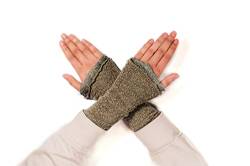 Aga's Own Warmers for Women – Fingerlose Handwärmer – Handschuhe für drinnen und draußen, fingerlose Handschuhe - Armwärmer - Goth Accessoires – Beige von Aga's Own
