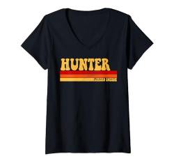 Damen HUNTER Name Personalisierte Idee Herren Retro Vintage Hunter T-Shirt mit V-Ausschnitt von AmaStyle Co.