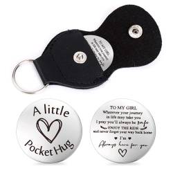 Amabro Pocket Hug Token, inspirierende Geschenke für Fernbeziehungen Edelstahl doppelseitig graviertes Andenken mit Leder Schlüsselanhänger für Familie Freunde Tochter Sohn(Stil D) von Amabro