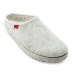 Andrés Machado - Hausschuhe für Herren für Sommer – Unisex Slipper - AM001 für drinnen und draußen – Pantoffeln aus Filz mit Rutschfester Gummisohle – Weiß, EU 42 von Andrés Machado