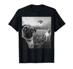 Witziges Mops Hunde-Selfie mit UFOs, lustiges Hunde T-Shirt von Außerirdische und UFO´s, Tier-Selfies