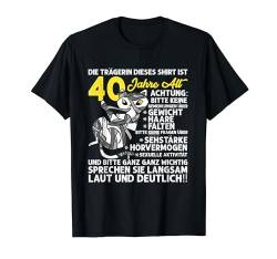 Die Trägerin Ist 60 Jahre Alt Geburtstag Geschenkeidee Damen T-Shirt von BK 60 Geburtstag Shirts Damen Herren Geschenke