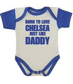 BabyPrem Baby Body Strampler 'Born to Love Chelsea Like Daddy' Kleidung BLAU 62-68cm von BabyPrem