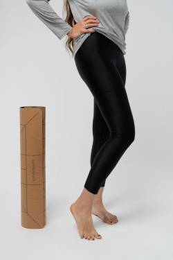 Fit For Future Yoga Leggings aus ECONYL ®, Recycled von Besonnen