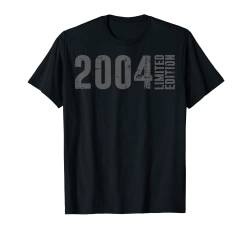 Distressed Grey Coloured Limited Edition und geboren 2004 T-Shirt von Birthday Gifts Limited Edition with Year of Birth