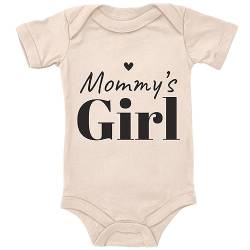 Blauer-Storch Baby Body in Natur Mommys Girls, Mama´s Mädchen Spruch Geschenk zur Geburt zum Geburtstag für Kleinkind Kurzarm Bio Baumwolle von Blauer-Storch