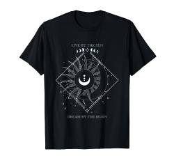Live by the sun, dream by the moon Boho Graphic T-Shirt von Boho T-Shirt