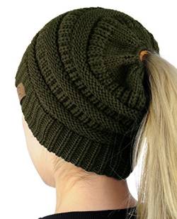 C.C BeanieTail Beanie-Mütze, weich, dehnbar, mit Zopfmuster, für Pferdeschwanz, Dark Olive, Einheitsgröße von C.C