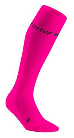 CEP – NEON COMPRESSION SOCKS für Herren | Laufsocken mit Kompression für mehr Leistung in neon pink | Größe III von CEP