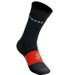COMPRESSPORT Unisex Pro Racing Socks Winter Run Laufsocken, Erwachsene, Schwarz/Rot (Black/High Risk Red) (Mehrfarbig), 35-38 von COMPRESSPORT
