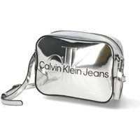 CALVIN KLEIN JEANS SCULPTED CAMERA BAG18 SILVER von Calvin Klein Jeans