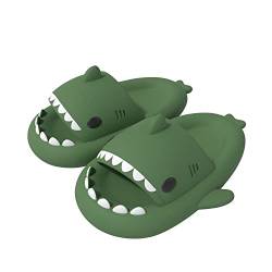 ChayChax Shark Sildes Slippers Damen Herren Kinder Hai Badelatschen Sommer Hausschuhe Badeschlappen rutschfeste Dusch Badeschuhe Strand Sandalen, DunkelGrün,32/33 EU von ChayChax