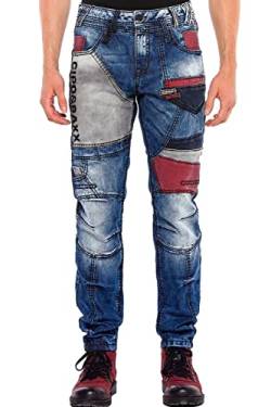 Cipo & Baxx Herren Jeans Hose 5-Pocket Regular Fit Aufnäher Denim Schriftzug Farbeffekt Pants CD574 Blau W36 L34 von Cipo & Baxx