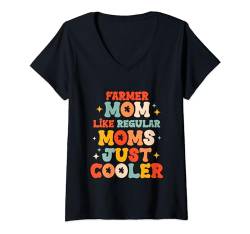 Damen Bauernmutter wie eine normale Mutter Nur cooler Muttertag T-Shirt mit V-Ausschnitt von Cool Cooler Mother's Day Designs