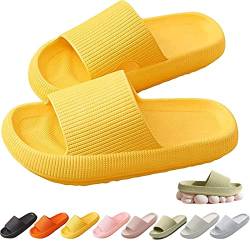 DAAMM Cozy Slides, Cosyslides Wolkenslipper Original, Dicke Sohle Super Weich Rutschfeste Schnell Trocknende Hausschuhe Im Offenen Zehenbereich (42/43, Gelb, numeric_42) von DAAMM