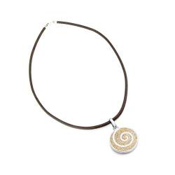 DUR-Schmuck DUR Anhänger Rund und Ohrstecker Sand Spirale mit Lederband Echter Strandsand und 925er Sterling Silber Kette aus echtem Leder mit Silberverschluss Karabinerverschluss, von DUR-Schmuck