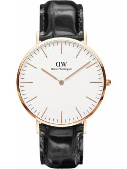 Classic Read Rose 40 mm von Daniel Wellington