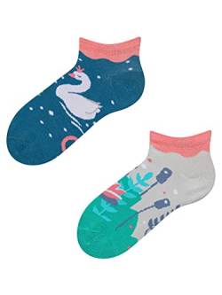 Dedoles Sneaker Socken Low Cut Füßlinge Kinder Mädchen Jungen Baumwolle lustiges Design Geschenk links rechts verschieden, 1 Paar, Farbe Mehrfarbig, Motiv Swans sneaker, Gr. 23-26 von Dedoles