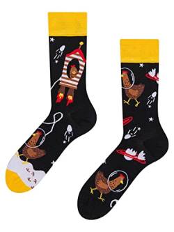 Dedoles Socken Regular normale Höhe Unisex Damen Herren Baumwolle viele lustige Designs Weihnachtssocken 1 Paar, Farbe Schwarz, Motiv Hühner-Astronaut, Gr. 39-42 von Dedoles