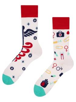 Dedoles Socken Regular normale Höhe Unisex Damen Herren Baumwolle viele lustige Designs Weihnachtssocken 1 Paar, Farbe Weiß, Motiv Gesundheit, Gr. 43-46 von Dedoles