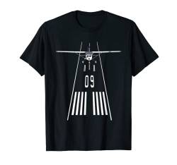C-150 Flugzeug-Startbahn-Pilot und Simulator-Design T-Shirt von Designed For Flight
