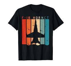 F-18 Hornisse Jet Fighter Retro Weinlese T-Shirt von Designed For Flight