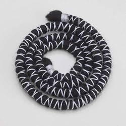 DreadLab Biegbare Dreadlocks mit Spiralbindung (30 cm, Schwarz mit Weißem Faden) von DreadLab