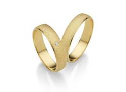 Trauring FIRETTI "Schmuck Geschenk Gold 375 Hochzeit Ehering "LIEBE"" Fingerringe Gr. 66, 0,01 ct SI = kleine Einschlüsse mit Brillant, Gelbgold 585, 4,5 mm, gelb (gelbgoldfarben) Trauringe von Firetti