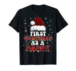 First Christmas As A Daddy Weihnachtsmannmütze, Rot kariert, Büffel T-Shirt von First Christmas Matching Family Pajamas