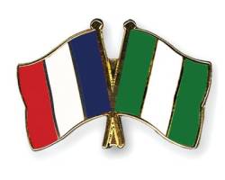 Freundschaftspin Frankreich - Nigeria - 22 mm von Flaggenfritze