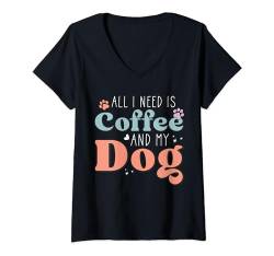 Damen Retro Hunde Mama | Alles was ich brauche ist Kaffee und Hund T-Shirt mit V-Ausschnitt von FunShirtDealer