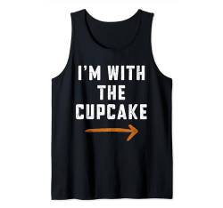 Ich bin mit dem Cupcake Cooler Spitzname für Freundin und Freund Tank Top von Funny Matching Halloween Thanksgiving Gift Ideas