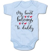 G-graphics Kurzarmbody Baby Body - My Heart belongs to Daddy mit Spruch / Sprüche • Babykleidung • Geschenk zum Vatertag / zur Geburt / Taufe / Babyshower / Babyparty • Strampler von G-graphics