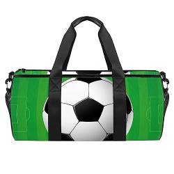 Sporttasche für Damen,Reisetasche,Übernachtungstasche,Trainingstasche,Fußball und grüner Hintergrund von GIAPB