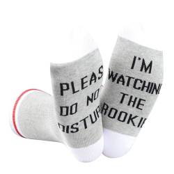 2 Paar Crime Drama TV Show inspiriertes Geschenk Do Not Disturb I'm Watching Comedy Show Socken TV-Show Geburtstagsgeschenk für Frauen, Rook beobachten, Einheitsgröße von GJTIM