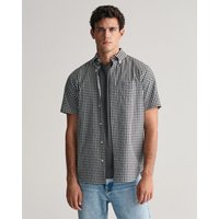 Gant Kurzarmhemd Regular Fit Gingham Popeline Hemd strapazierfähig pflegeleicht kariert mit einer kleinen Logostickerei auf der Brusttasche von Gant