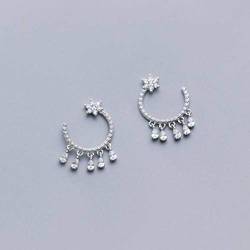 S925 Silber Ohrringe Kleine Frische Fünf Einfache Japanische Blume und c Diamant Ohrringe mit Fünf Blumen im Japanischen und Koreanischen Stil S925 Silber Ohrringe, GeRRiT, Ohrringe von GeRRiT