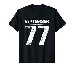 Geschenk zum 42. Geburtstag Jahrgang 1977 September T Shirt von Geburtstag Monat Jahr Trikotnummern