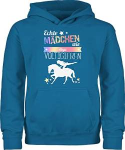 Kinder Hoodie Jungen - Pferd Pferde - Echte Mädchen voltigieren Namen - 128 (7/8 Jahre) - Himmelblau - pullis reitoberteil Reiter Sweater pferdegeschenk reiten Pullover Jungs pferdehoodies von Geschenk mit Namen personalisiert by Shirtracer