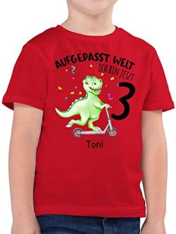 Kinder T-Shirt Jungen - 3. Geburtstag - Aufgepasst Welt - Ich Bin jetzt 3 - Dino Dinosaurier Saurier - 104 (3/4 Jahre) - Rot - Tshirt Jahre Junge dreijährige Schon t Shirt Geschenke von Geschenk mit Namen personalisiert by Shirtracer