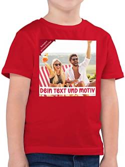 Kinder T-Shirt Jungen - Bild - Eigenem Foto Geschenk - 104 (3/4 Jahre) - Rot - selbst Bedrucken Tshirt Dein selber gestalten Fotos Drauf individueller Aufdruck t-Shirts Machen individuell gestaltete von Geschenk mit Namen personalisiert by Shirtracer