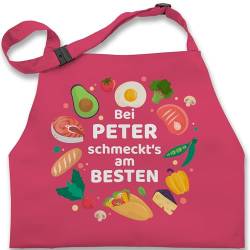 Kinderschürze Schürze Kinder Jungen Mädchen - Kochschürze - Bei Name schmeckts am besten - Fleisch Fisch Geschenkidee Hobbyköche Kochen - 2-6 Jahre - Pink - personalisierte für junge 3 von Geschenk mit Namen personalisiert by Shirtracer