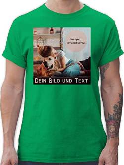 T-Shirt Herren - eigenem - Foto Bild Geschenk - XXL - Grün - selbst Aufdruck eigener Text und Tshirt männer wo Man EIN drucken Druck individuell Shirt eigenes Logo u Fun-t-Shirts von Geschenk mit Namen personalisiert by Shirtracer